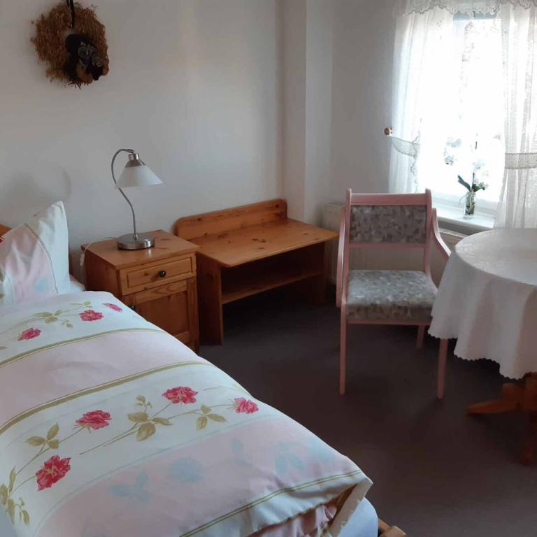 00024_b20_Zimmer 1.1