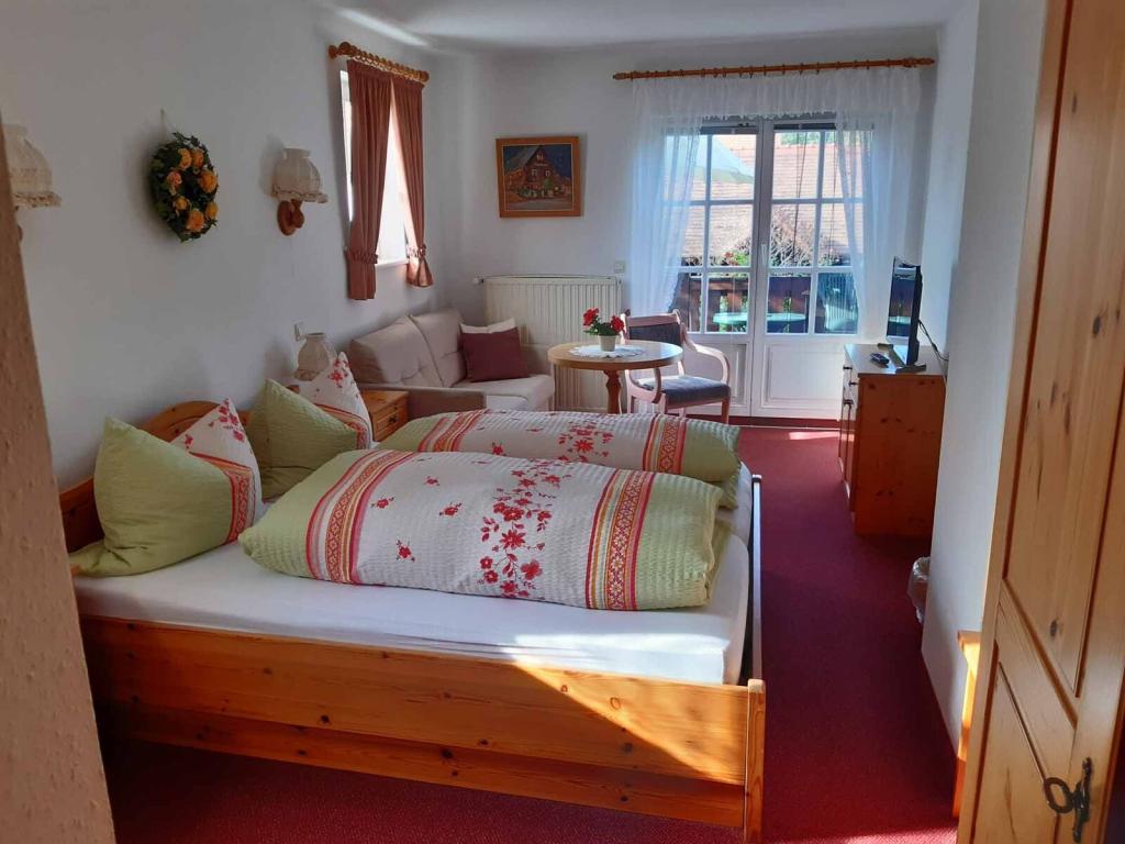 00024_b22_Zimmer 5.1