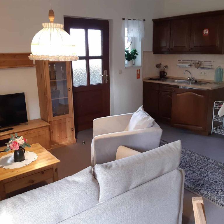 00024_b30_Zimmer 17.3